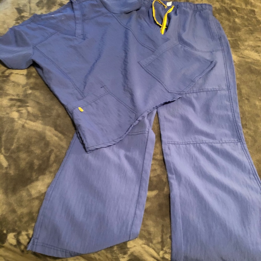 Scrubs